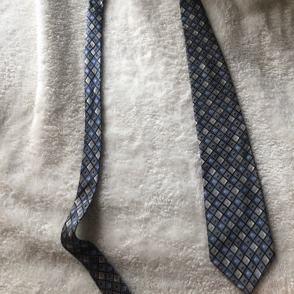 Patterned Men’s tie